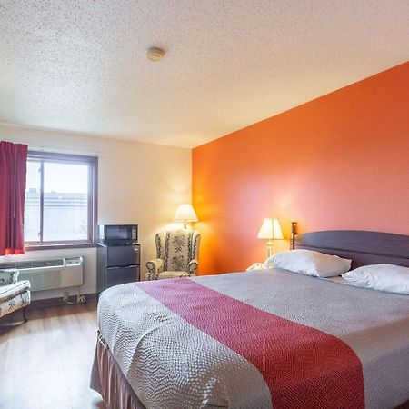 Motel 6-Saukville, Wi Esterno foto