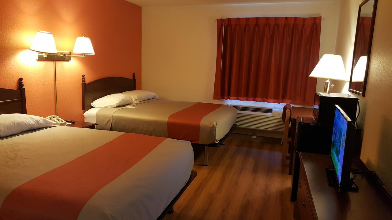 Motel 6-Saukville, Wi Esterno foto
