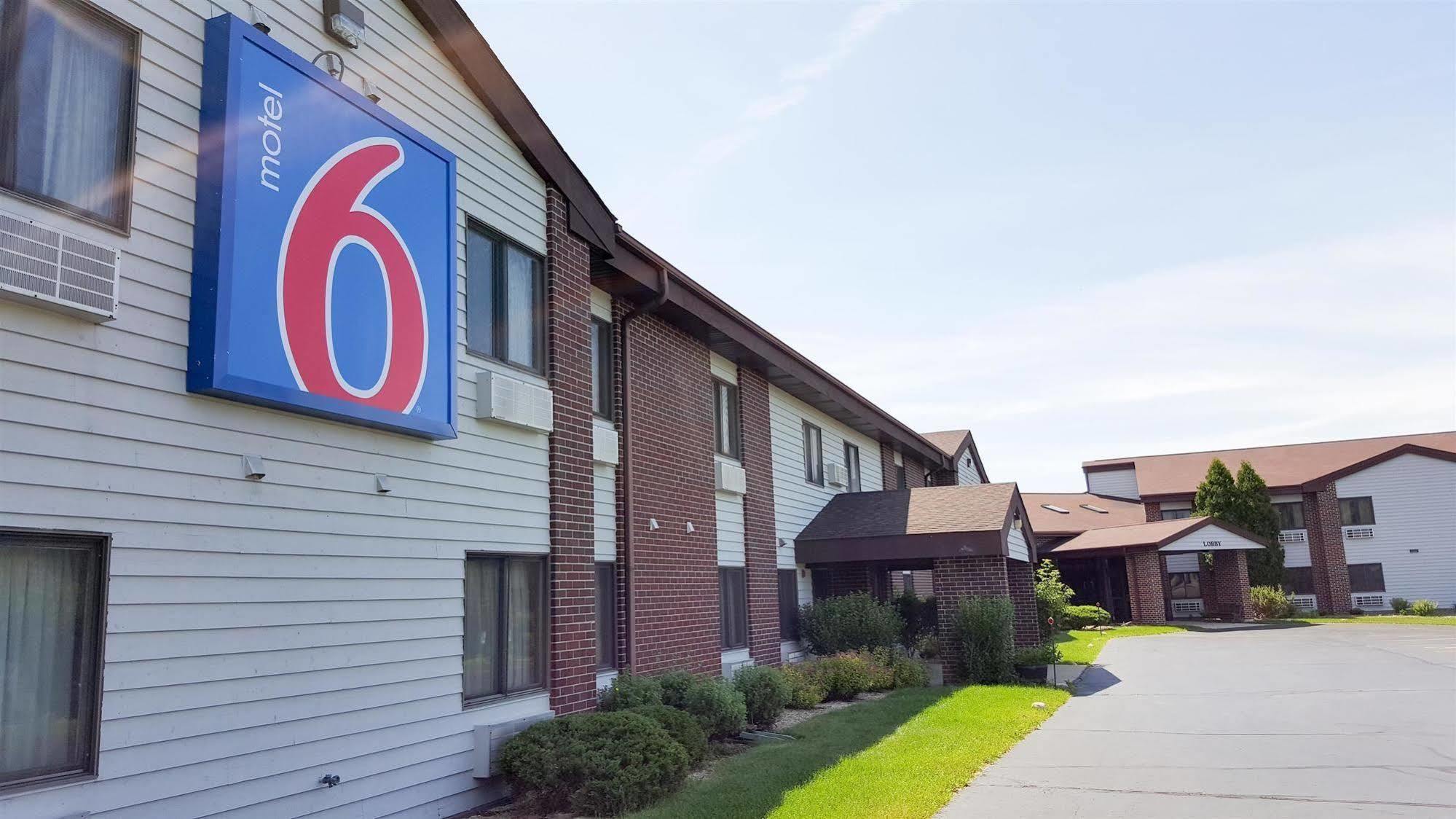 Motel 6-Saukville, Wi Esterno foto