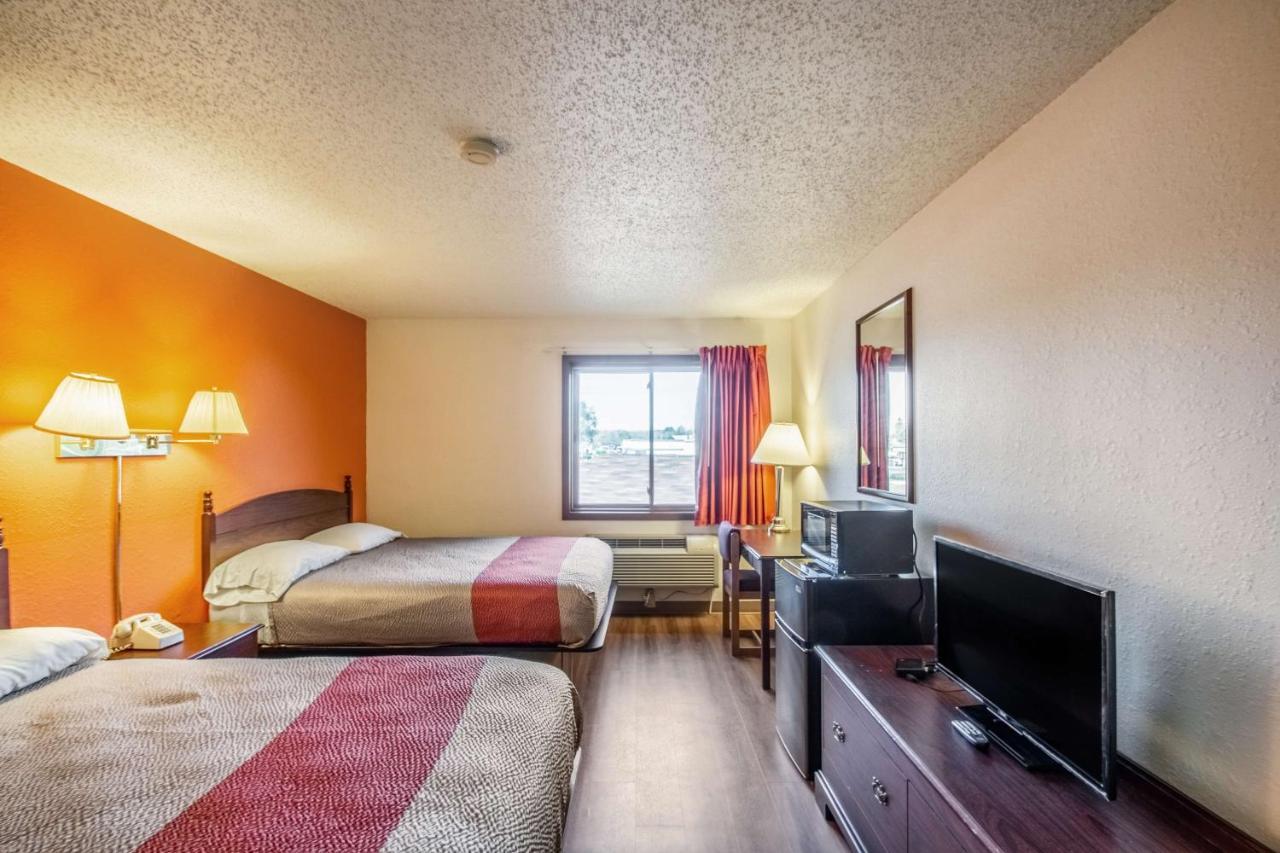 Motel 6-Saukville, Wi Esterno foto