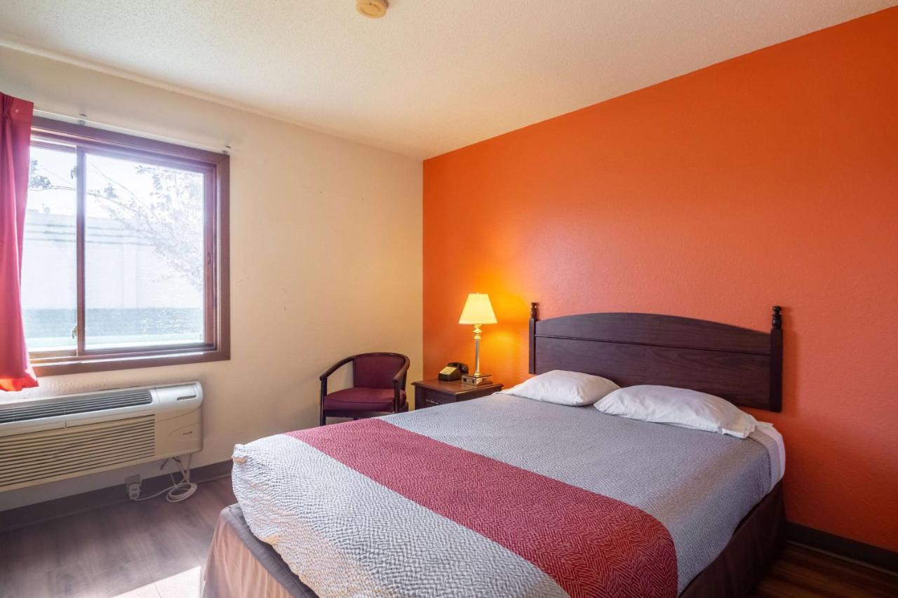 Motel 6-Saukville, Wi Esterno foto